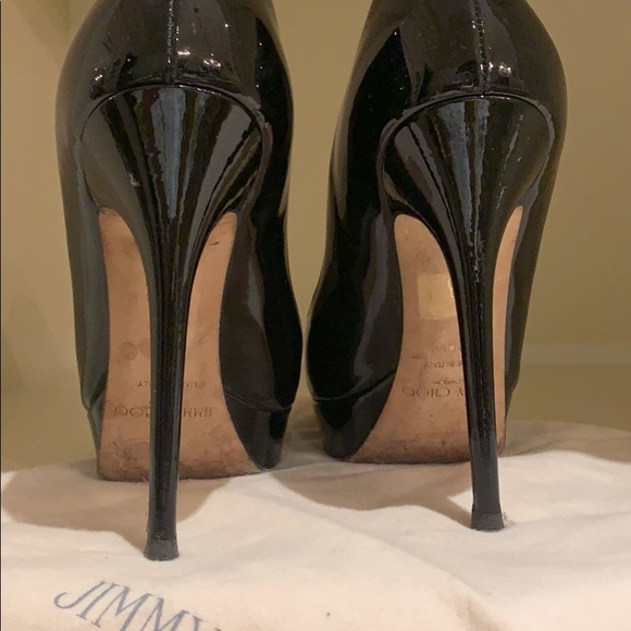 Classic jimmy Choo Patent  pump - Picture 2 of 2